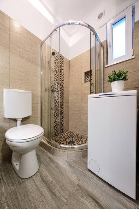 Astoria Apartment บูดาเปสต์ ภายนอก รูปภาพ